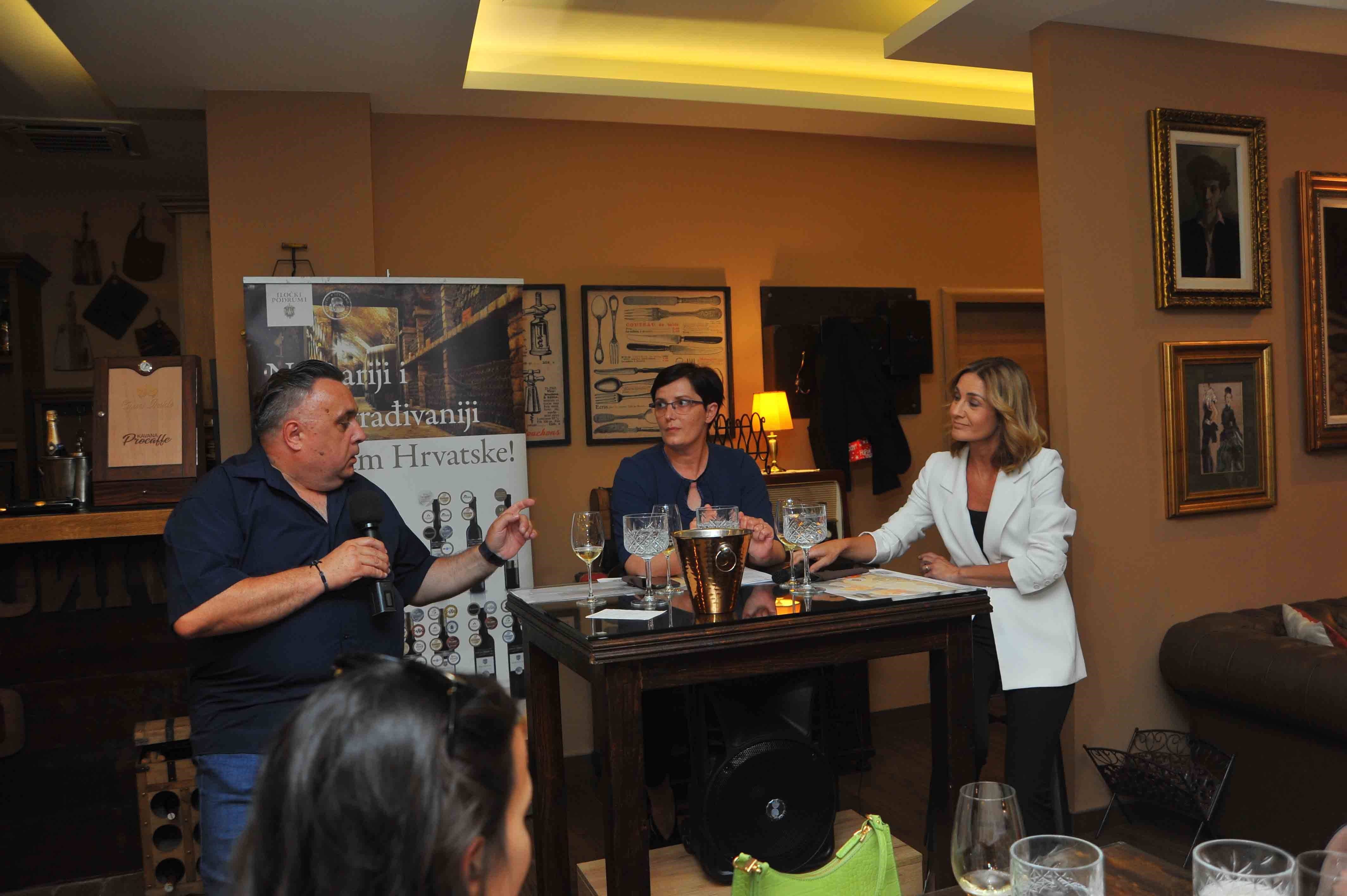 Traminci Iločkih podruma07.07.20.1